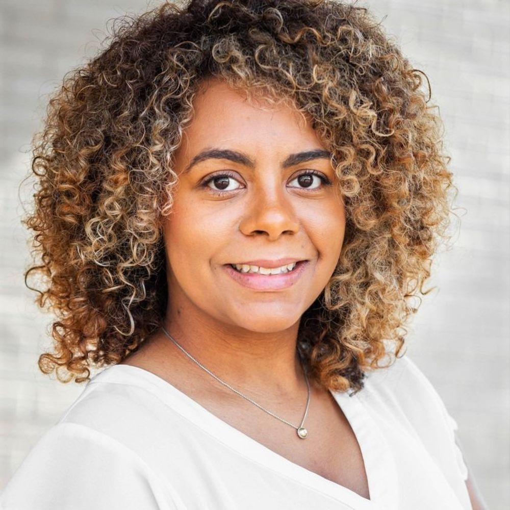 Meet your Posher, Christina